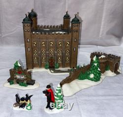 Dept 56 #58500 1997-Dickens Historical Landmark Village Set 5-Tower of London