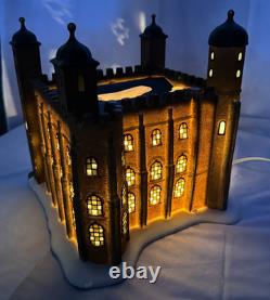 Dept 56 #58500 1997-Dickens Historical Landmark Village Set 5-Tower of London