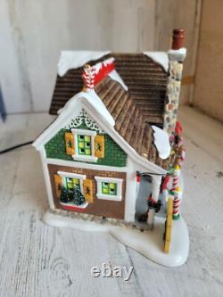 Dept 56 799933 Gingerbread House snow village accessory Xmas