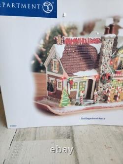 Dept 56 799933 Gingerbread House snow village accessory Xmas