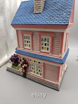Dept 56 BARBIE DREAM HOUSE Lighted Decorative Porcelain Building Damaged