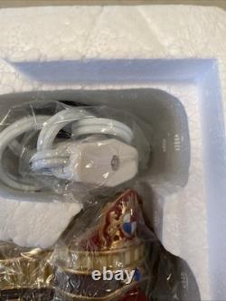 Dept 56 Brightsmith & Sons Queen's Jewellers 58484 Dickens Village 2001 with Box