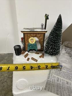Dept 56 Buildings GRISWOLD SLED SHACK Snow Village National Lampoon 4042408