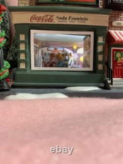 Dept 56 COCA COLA SODA FOUNTAIN 59221, Plus 3 ACCESSORIES see pics