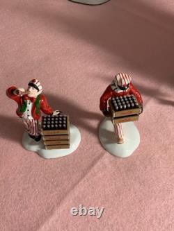 Dept 56 COCA COLA SODA FOUNTAIN 59221, Plus 3 ACCESSORIES see pics