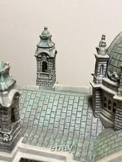 Dept 56 Cathedral of St. Paul #58930 Patina Dome Edition Christmas in the City