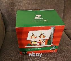 Dept 56 Charlie Brown's House Lighted Peanuts Christmas Village Collection 2011