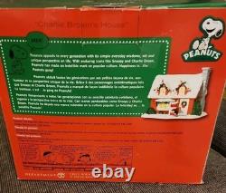Dept 56 Charlie Brown's House Lighted Peanuts Christmas Village Collection 2011