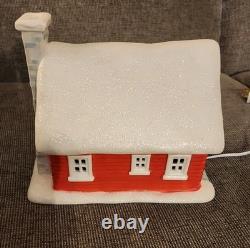 Dept 56 Charlie Brown's House Lighted Peanuts Christmas Village Collection 2011