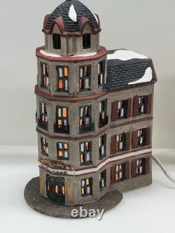 Dept 56 Christmas In the City 6512-9 Toy Shop Pet Store Bakery & Restaurant (3)