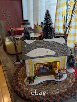 Dept 56 Christmas Vacation Lot, National lampoon, Griswold, Clark, Uncle Eddie