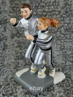 Dept 56 Christmas Vacation TODD AND MARGO JOGGING 4036580 RARE