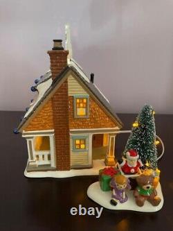 Dept 56 Christmas Village The Toy House- Lighted Ceramic Collectible- Retired