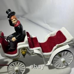 Dept 56 Christmas in City Series Radio City Music Hall & Handsom Cab
