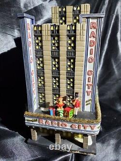 Dept 56 Christmas in City Series Radio City Music Hall READ Item#178