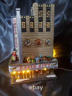 Dept 56 Christmas in City Series Radio City Music Hall READ Item#178