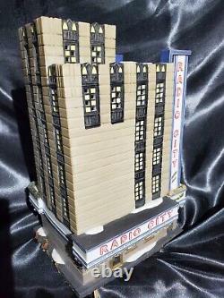 Dept 56 Christmas in City Series Radio City Music Hall READ Item#178