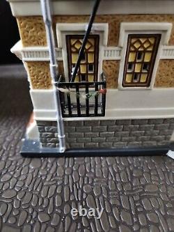 Dept 56 Christmas in the City 36 City West Parkway 2011 Not Perfect