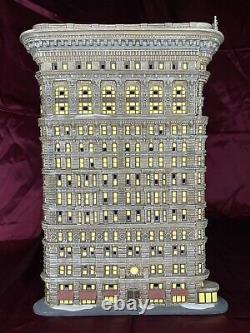 Dept 56 Christmas in the City, Flatiron Building # 56.59260