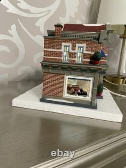 Dept 56 Christmas in the City Hensley Cadillac & Buick 56.59235 2004