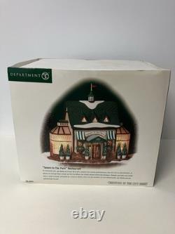 Dept 56 Christmas in the City Tavern in the Park Restaurant #58928 with Box