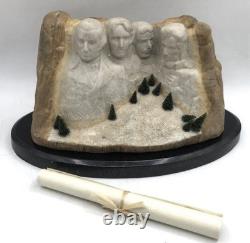 Dept 56 Department American Pride collection Mount Rushmore Ceramic Statue