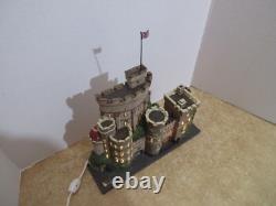 Dept. 56 Dickens 2004 Windsor Castle Landmark Series #56.58720