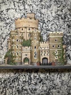 Dept 56 Dickens' Village Series Historical Landmark Windsor Castle (2004)