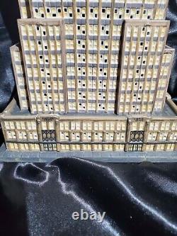 Dept 56 EMPIRE STATE BUILDING Christmas in the City READ #56.59207 Item#197