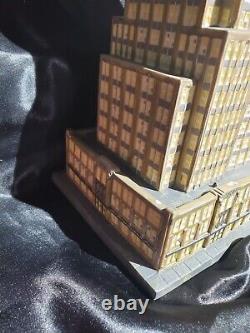 Dept 56 EMPIRE STATE BUILDING Christmas in the City READ #56.59207 Item#197