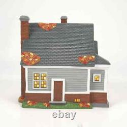 Dept 56 FRIDAY NIGHT FANATICS Halloween/Harvest Village 6014703 BRAND NEW