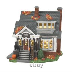 Dept 56 FRIDAY NIGHT FANATICS Halloween/Harvest Village 6014703 BRAND NEW