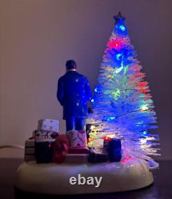 Dept 56 Graceland Collection Elvis Passes Out The Gifts NIB Lighted Accessory