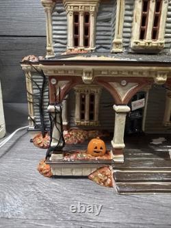 Dept. 56 Grimsly Manor Halloween House Snow Village Lights Sound #56.55004 WORKS