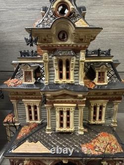 Dept. 56 Grimsly Manor Halloween House Snow Village Lights Sound #56.55004 WORKS