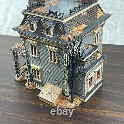 Dept 56 Grimsly Manor Snow Village Halloween Village House 55004 No Lights