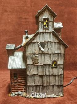 Dept 56 HAUNTED RAILS GRAIN ELEVATOR 9 Cord Bulb Works