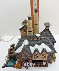 Dept 56 HVC Dickens Village London Gin Distillery#58746 Works Well! No Flag