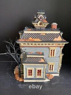 Dept 56 Halloween 1999 GRIMSLY MANOR #55004