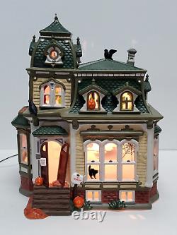 Dept 56 Halloween HAUNTED MANSION with Rotating Projection 1998 Snow Village withbox