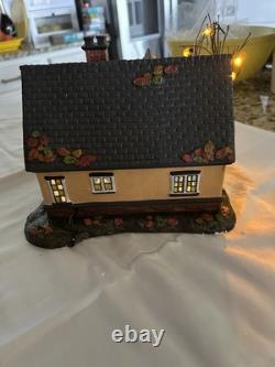Dept 56 Halloween Trick Or Treat Lane Pumpkin House Building