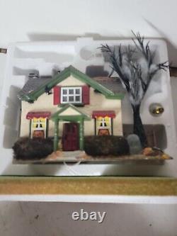 Dept 56 Halloween Village Hauntsburg House in original box Snow Village Series