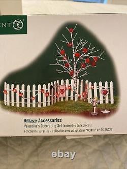 Dept. 56 Hearts And Blooms Cottage 56.55097 Valentines BRAND NEW