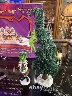 Dept 56 How The Grinch Stole Christmas Town Hall In Box 2000