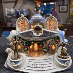 Dept 56 How The Grinch Stole Christmas Town Hall In Box 2000