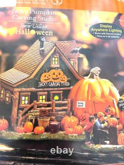 Dept 56 Jack's Pumpkin Carving Studio 54600 Has Lights Has Box
