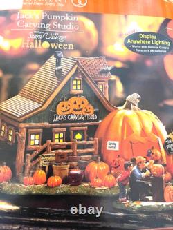 Dept 56 Jack's Pumpkin Carving Studio 54600 Has Lights Has Box