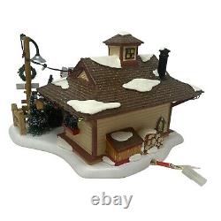 Dept 56 LYNDALE TREE LOT Christmas Original 2008 Snow Village RETIRED 799938