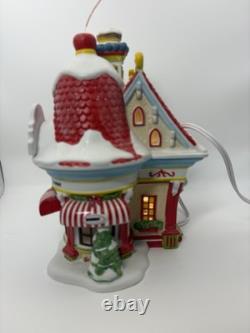 Dept 56 Mickey's Merry Christmas Village Minnie's Bakery 2010