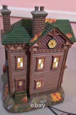 Dept 56 Monster Mash Party House 6000659
